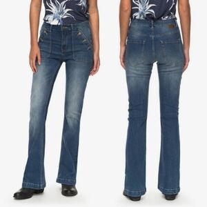 Roxy Look My Flare Jean Sailor Pockets